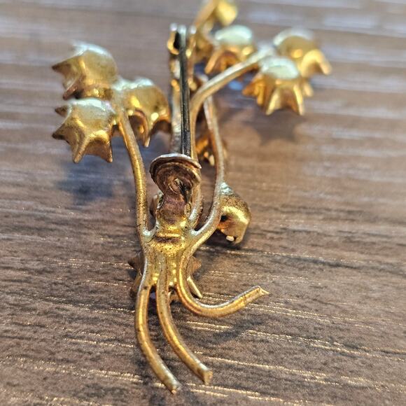 Vintage Made in Austria Gold & Rhinestone Star Flower Brooch - Picture 4 of 5